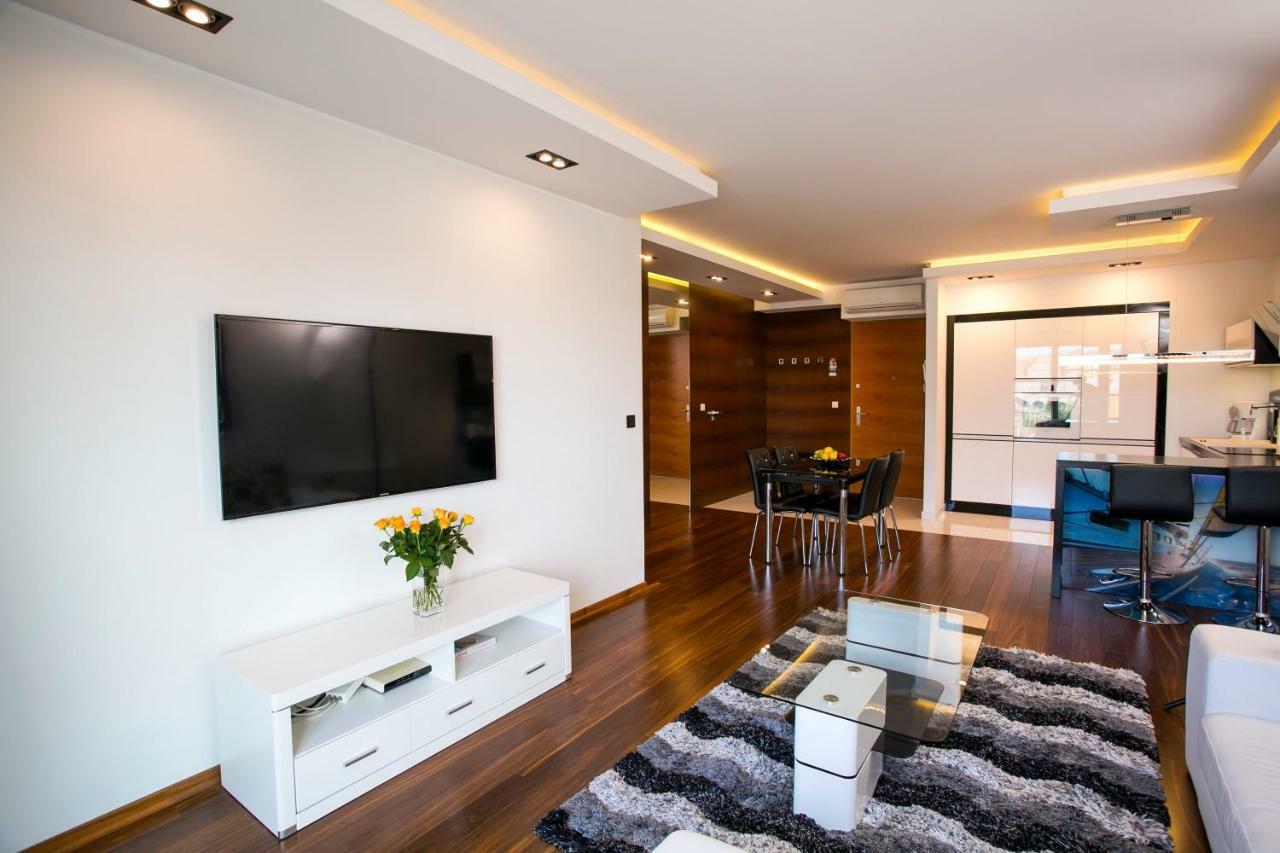 Appartamento Apartament Amber Centrum Z Basenem Danzica Esterno foto